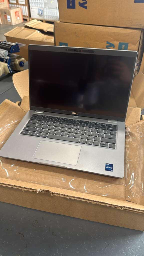 Dell Latitude 5431 Touch 14” | i5-1250P 12th Gen | 16GB RAM | 256GB SSD | Refurbished by Dell