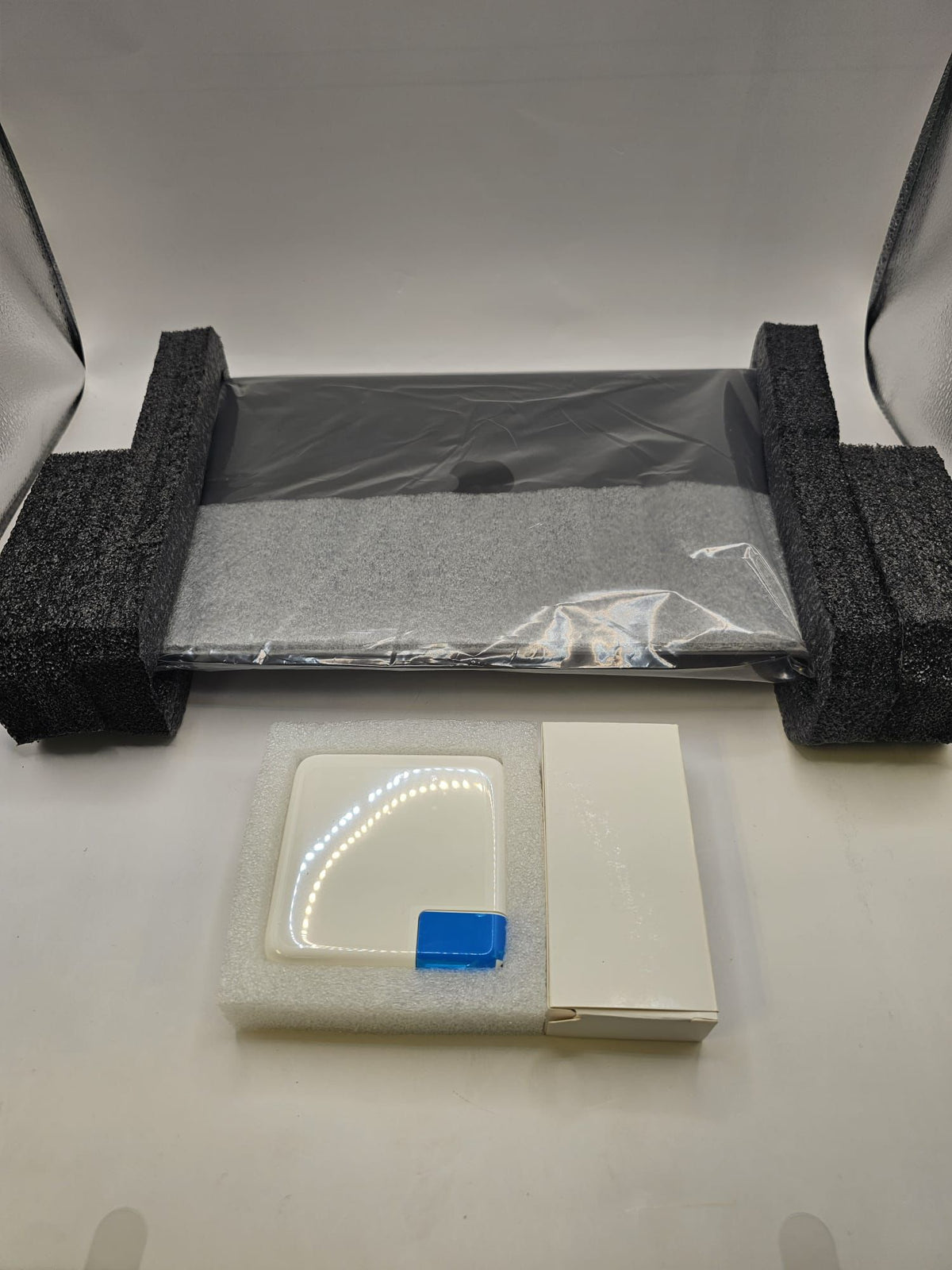 MacBook Air M1 (Late 2020) – Renew Grado AB+