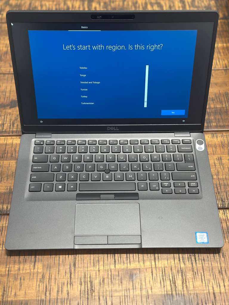 Dell Latitude 5400 Touch i7 8th gen 16 GB RAM 512 GB SSD Windows 10 Pro