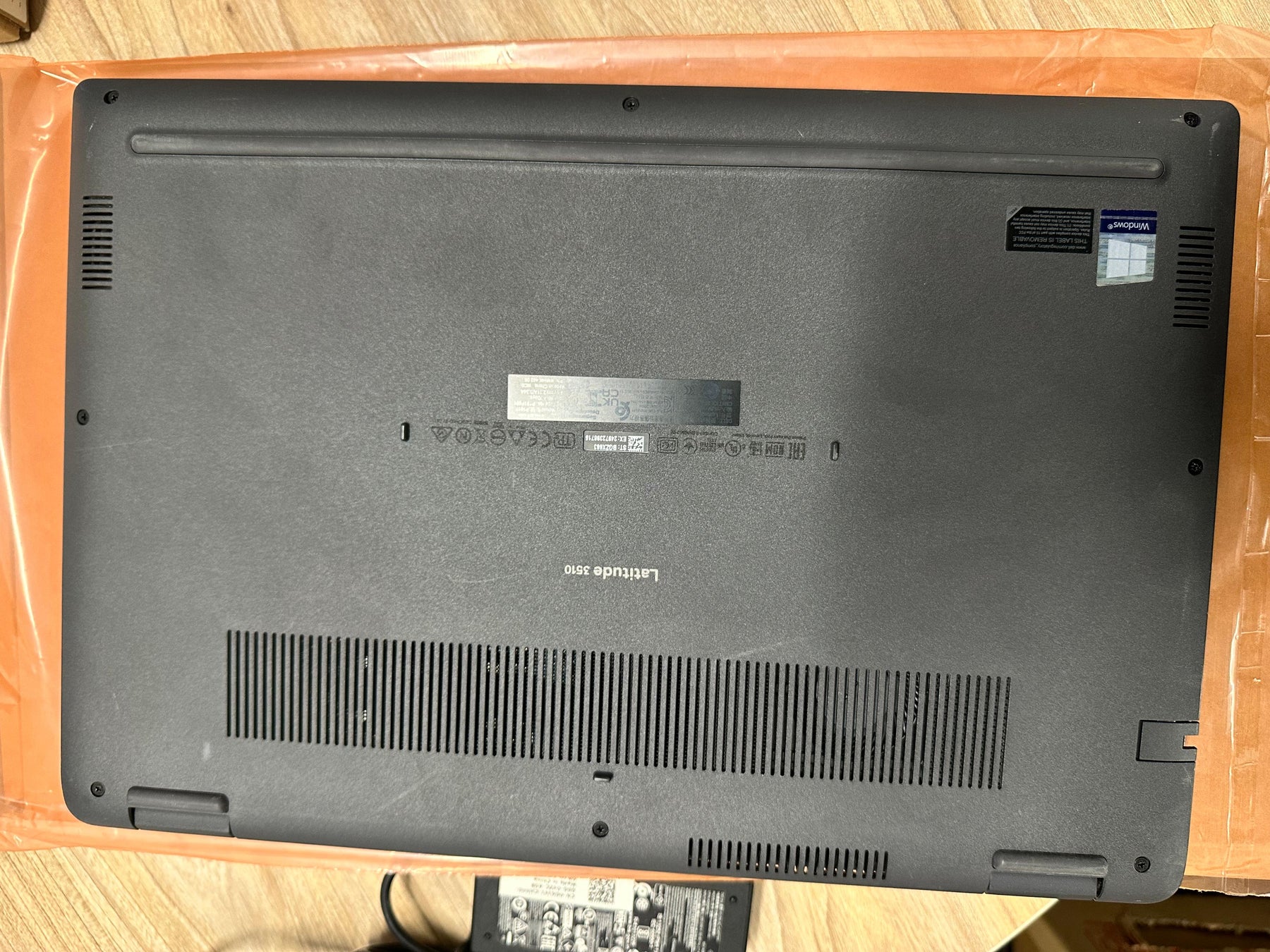 Dell Latitude 3510 15" | i5 10th Gen | 8GB | 256GB SSD | Grado A | Promosemana